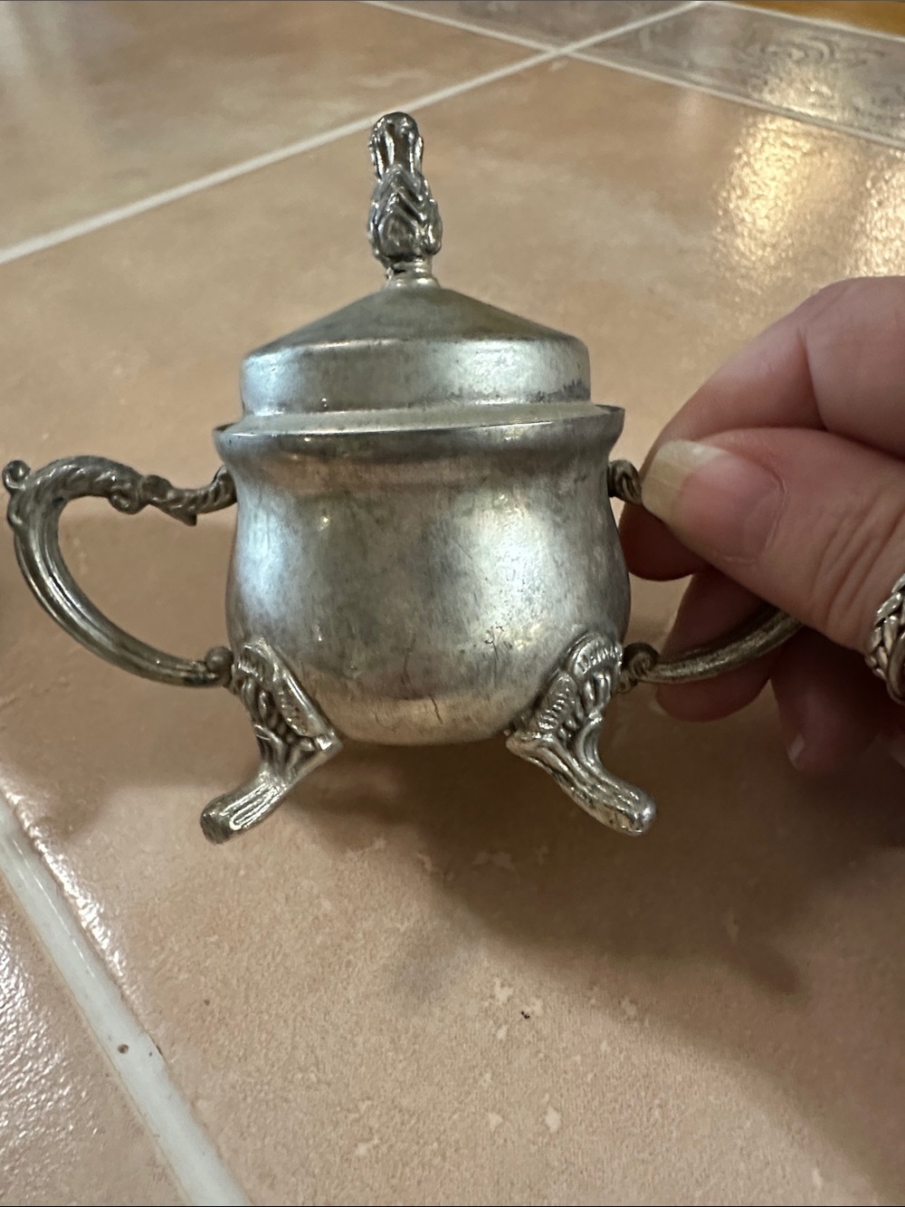 VTG Silver Plated Creamer and Covered Sugar Set - Picture 8 of 16